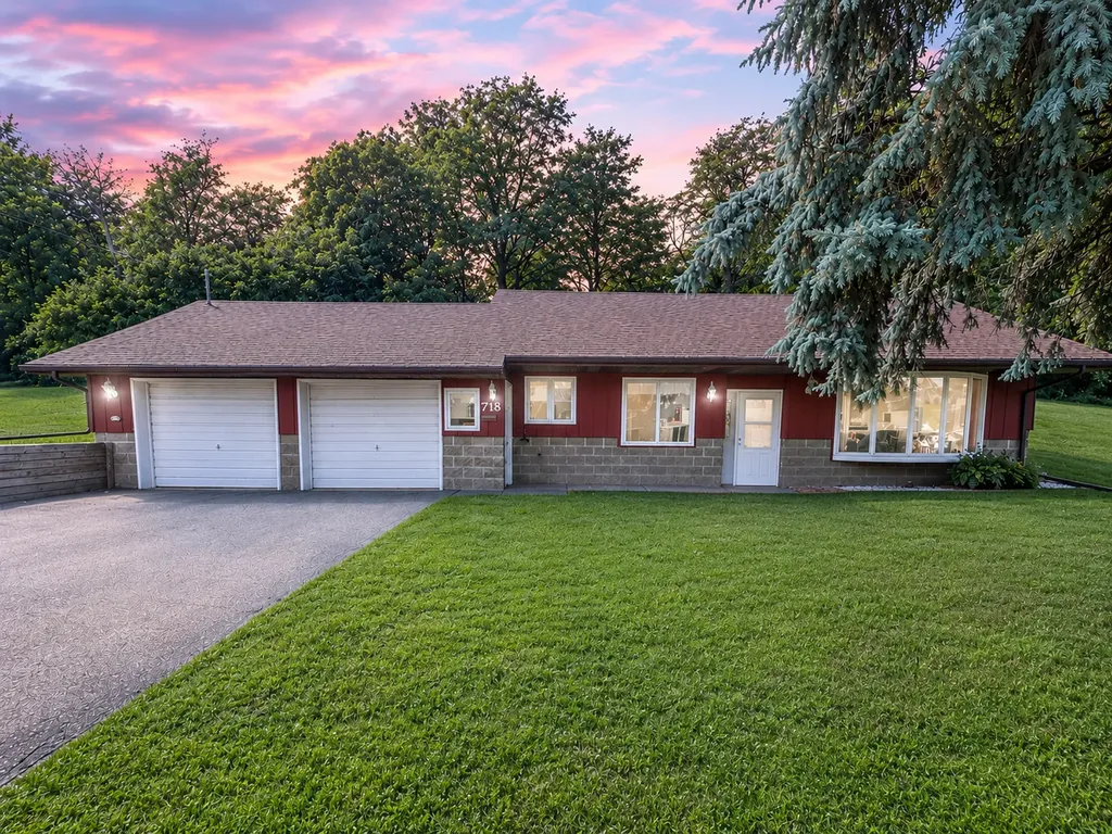 718 Willow Street Faribault MN 55021
