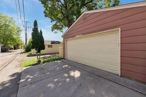 1377 Grand Avenue Saint Paul MN 55105
