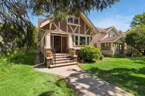 1377 Grand Avenue Saint Paul MN 55105