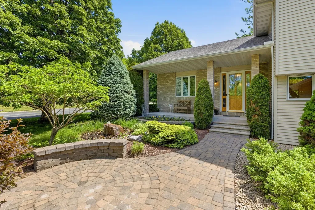 222 Greenbriar Lane Buffalo MN 55313