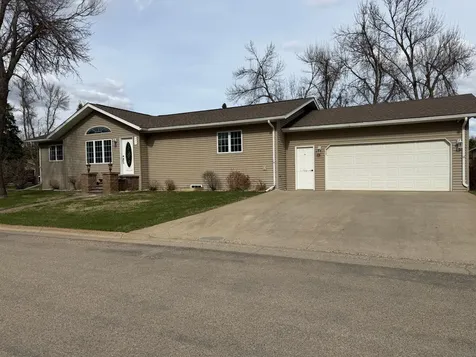 701 Lincoln Street Lisbon ND 58054