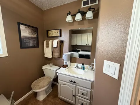 701 Lincoln Street Lisbon ND 58054