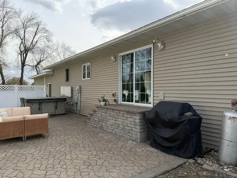 701 Lincoln Street Lisbon ND 58054