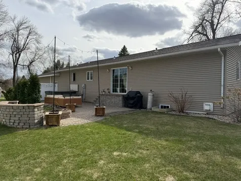 701 Lincoln Street Lisbon ND 58054