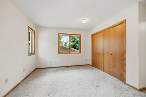 836 Southview Street SE Watertown MN 55388
