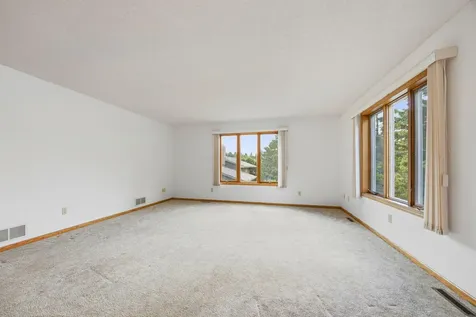 836 Southview Street SE Watertown MN 55388