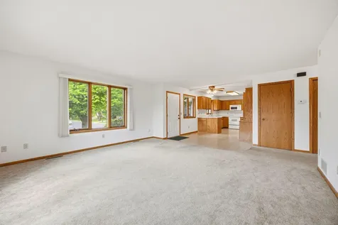 836 Southview Street SE Watertown MN 55388