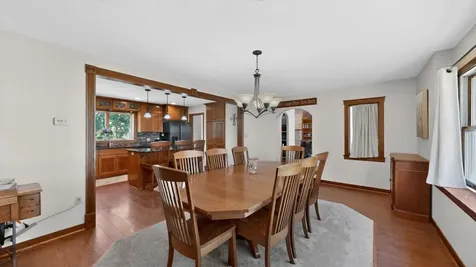 8405 50th Street SE Eyota MN 55934