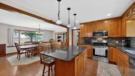 8405 50th Street SE Eyota MN 55934