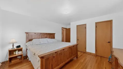 8405 50th Street SE Eyota MN 55934