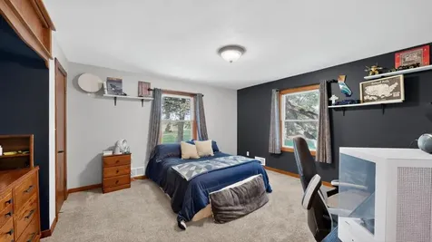 8405 50th Street SE Eyota MN 55934