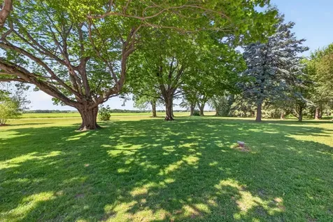 8405 50th Street SE Eyota MN 55934