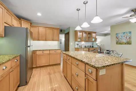 10643 Vessey Road Bloomington MN 55437
