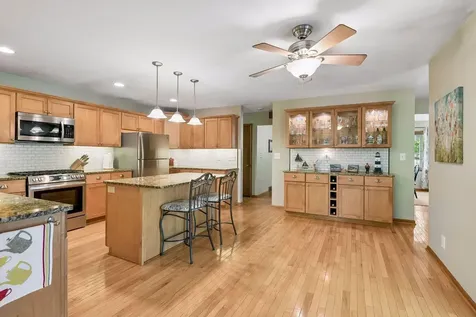 10643 Vessey Road Bloomington MN 55437