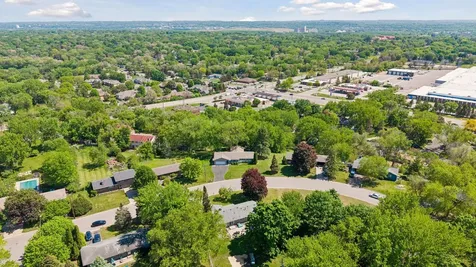 10643 Vessey Road Bloomington MN 55437