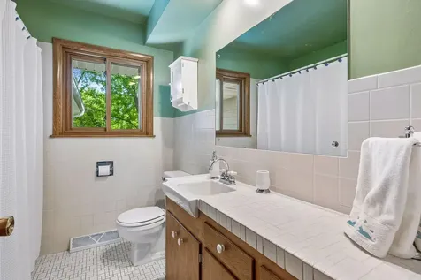 10643 Vessey Road Bloomington MN 55437