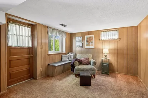 10643 Vessey Road Bloomington MN 55437