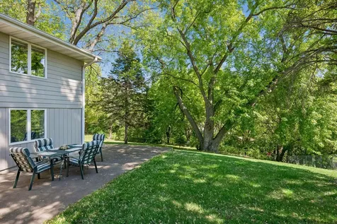 10643 Vessey Road Bloomington MN 55437