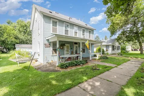 656 2nd Street N Bayport MN 55003