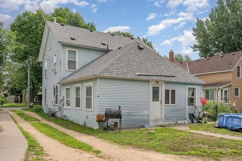656 2nd Street N Bayport MN 55003