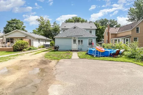 656 2nd Street N Bayport MN 55003