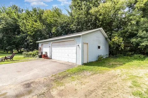 656 2nd Street N Bayport MN 55003