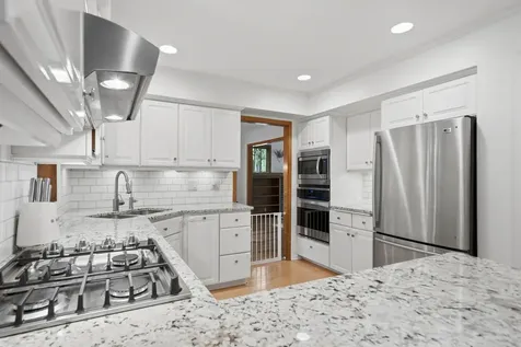 2400 Cavell Avenue N Golden Valley MN 55427