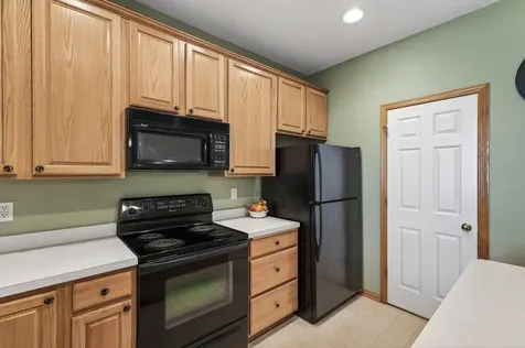 13936 52nd Avenue N Plymouth MN 55446
