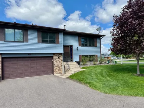 1014 122nd Avenue NE Blaine MN 55434