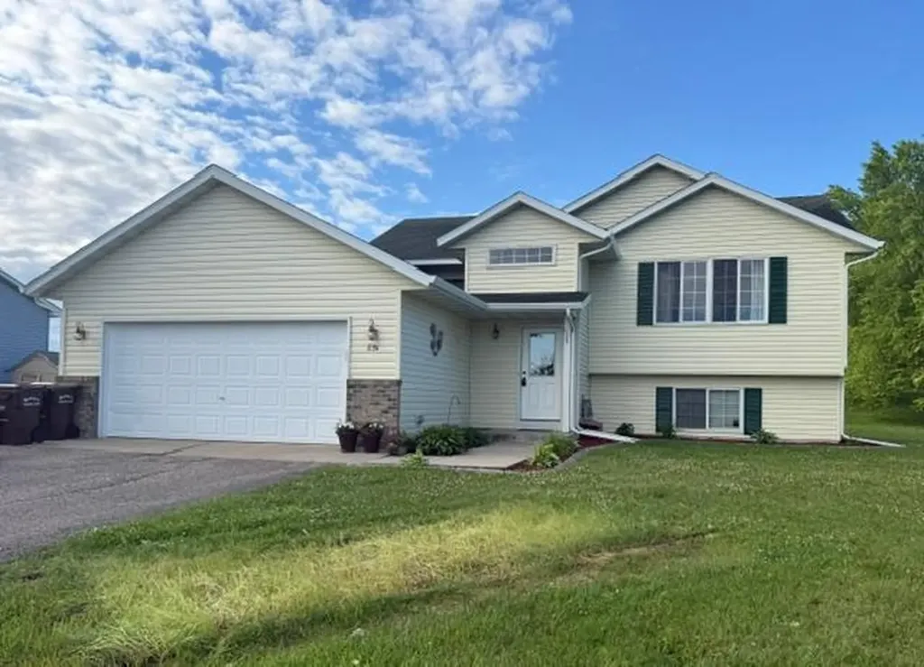 851 Forest City Boulevard NW Maple Lake MN 55358