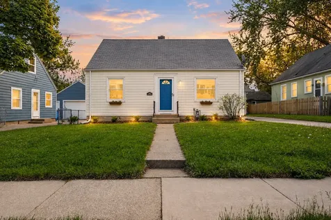 1108 Oakdale Avenue West Saint Paul MN 55118