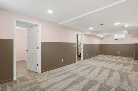 1108 Oakdale Avenue West Saint Paul MN 55118