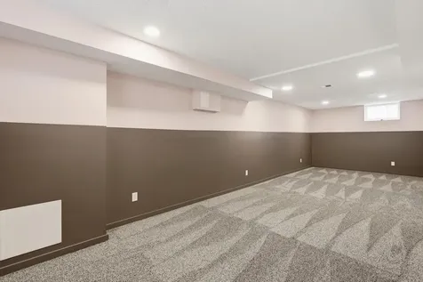 1108 Oakdale Avenue West Saint Paul MN 55118