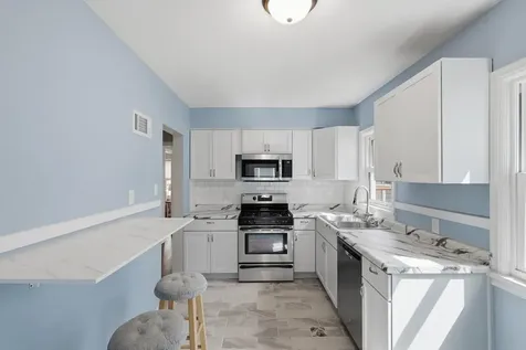 1108 Oakdale Avenue West Saint Paul MN 55118