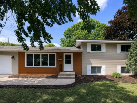 16290 Galena Avenue W Rosemount MN 55068