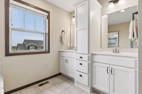 20164 Harvest Drive Lakeville MN 55044