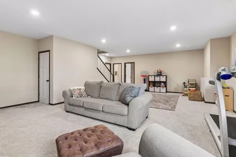 20164 Harvest Drive Lakeville MN 55044