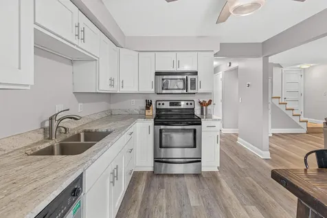 792 Tanglewood Drive Shoreview MN 55126