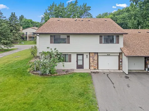 792 Tanglewood Drive Shoreview MN 55126