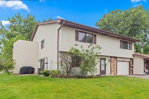 792 Tanglewood Drive Shoreview MN 55126