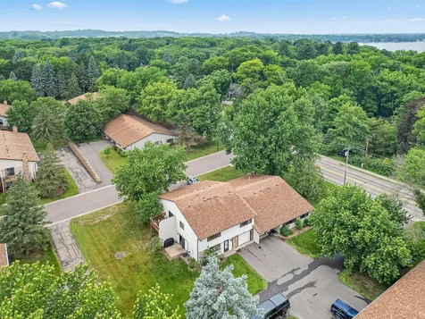 792 Tanglewood Drive Shoreview MN 55126