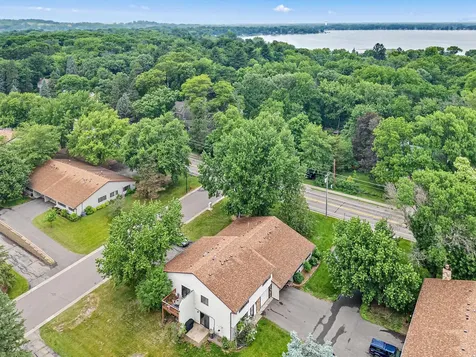 792 Tanglewood Drive Shoreview MN 55126