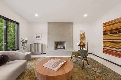 1940 Hunter Lane Mendota Heights MN 55118