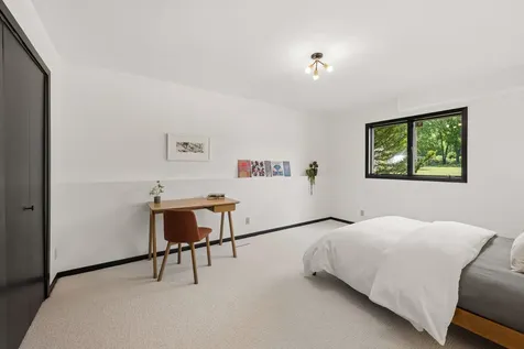 1940 Hunter Lane Mendota Heights MN 55118