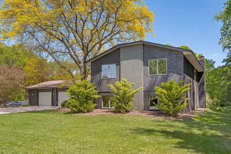 1940 Hunter Lane Mendota Heights MN 55118
