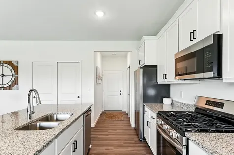 1726 Donway Place NE Alexandria MN 56308