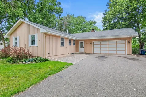 3225 Lanewood Lane N Plymouth MN 55447