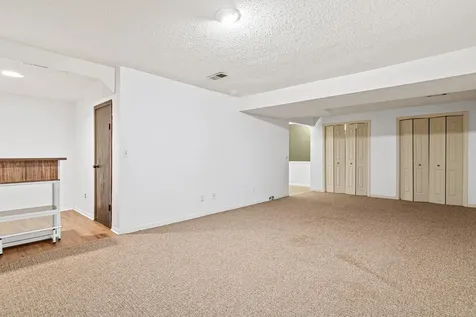 3225 Lanewood Lane N Plymouth MN 55447