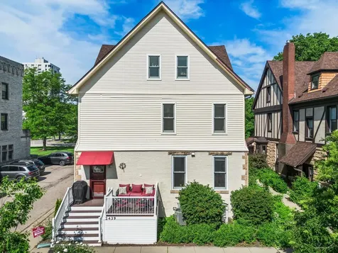 2439 Park Avenue Minneapolis MN 55404