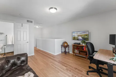 1736 3rd Street NE Minneapolis MN 55413
